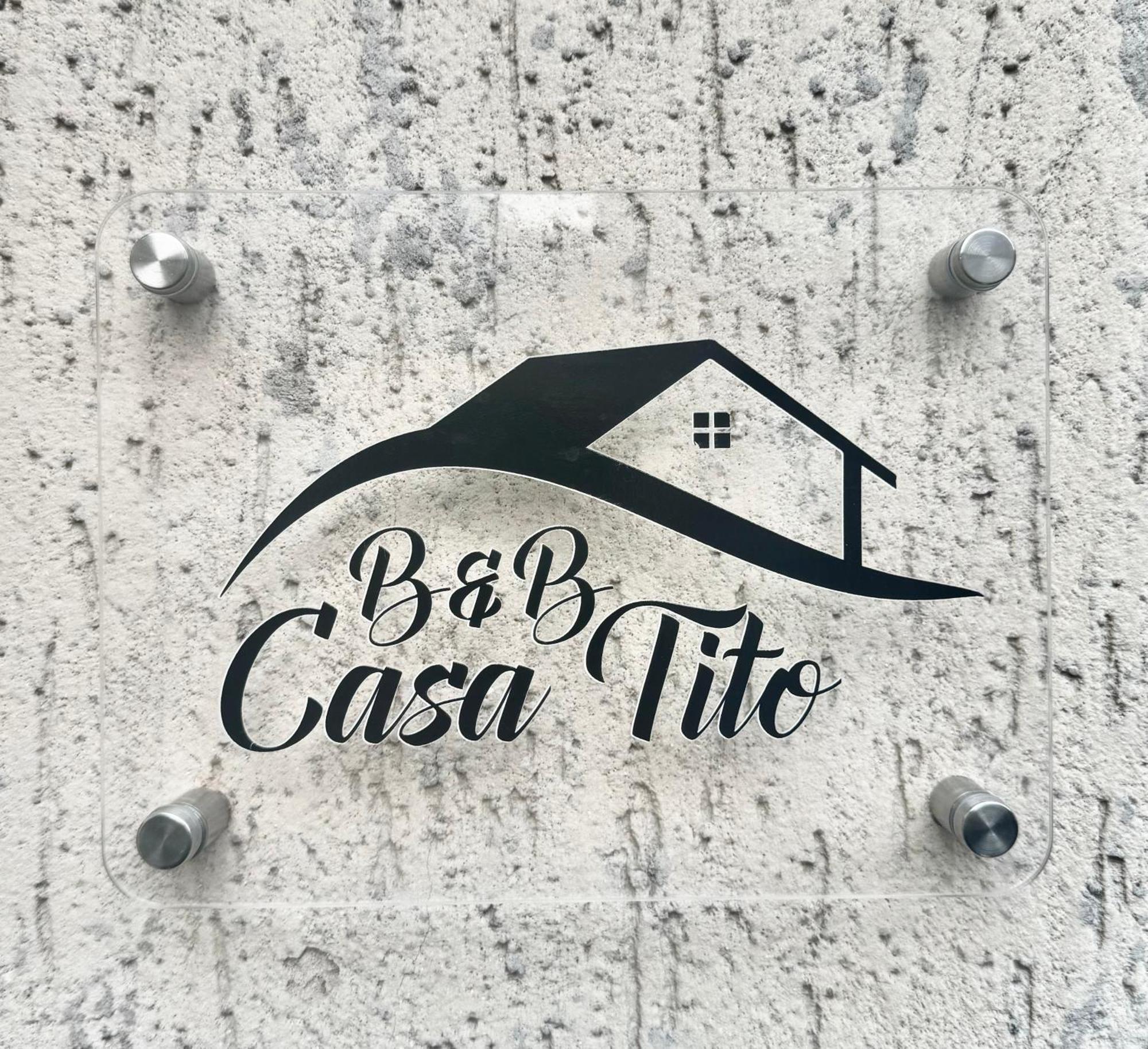 Casa Tito - Accogliente Monolocale A Due Passi Dalla Stazione เชซาโน มาแดร์โน ภายนอก รูปภาพ